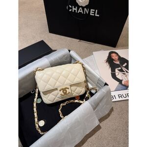 Chanel Women Pre-Loved Bag Very Good Condition